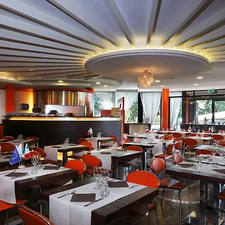 Hotell Pineta Busto Arsizio